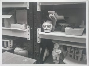 SERIE: ALMACENES, ARCHIVOS Y DEPOSITOS DE MUSEOS. 1998-EN PROCESO